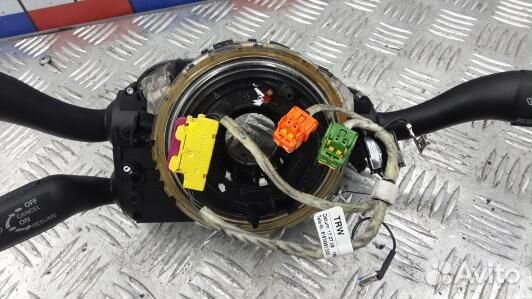 Переключатель поворотов и дворников (стрекоза) audi Q7 (7UK03Q801)