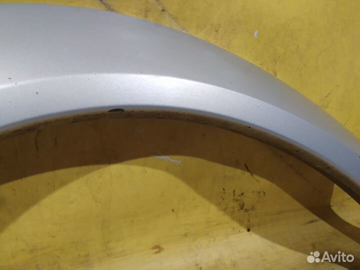 Накладка переднего крыла правого Subaru Legacy