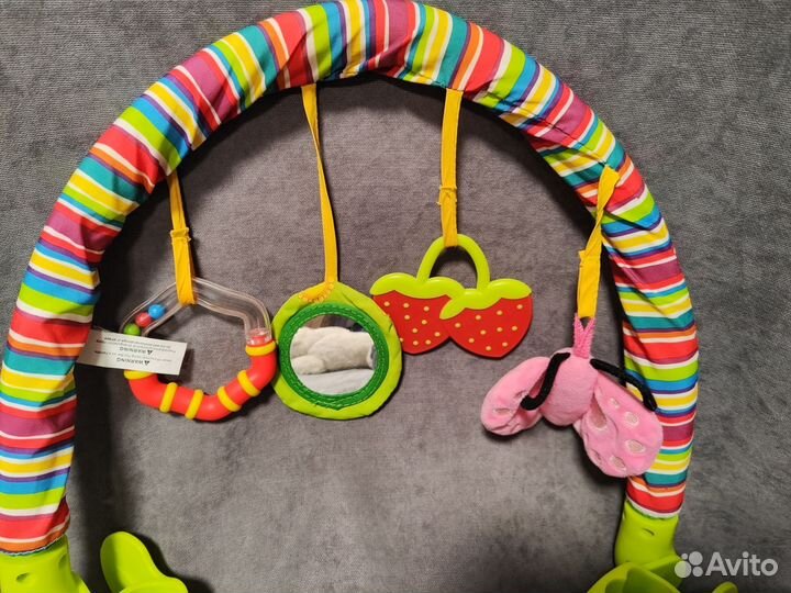 Развивающая дуга с игрушками