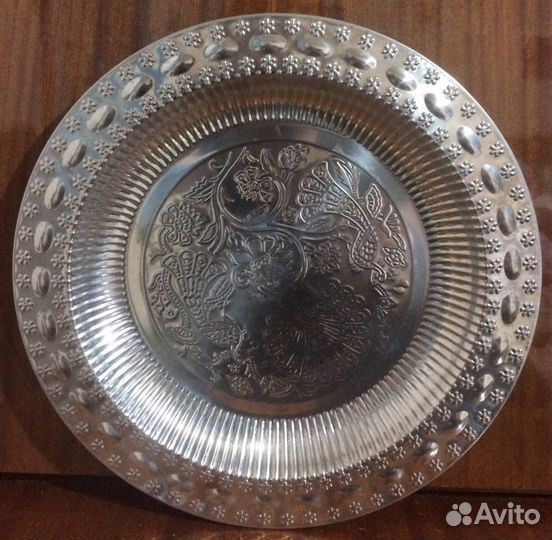 Тарелка (поднос)