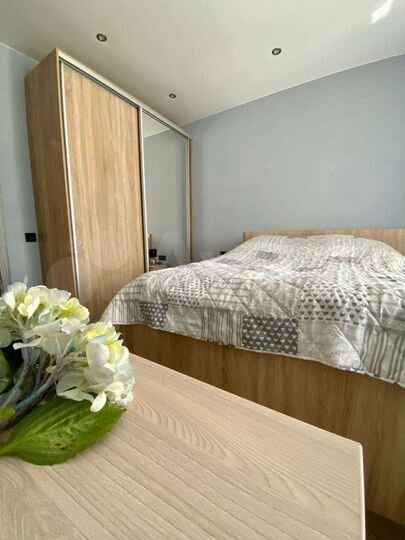 2-к. квартира, 63 м², 1/8 эт.