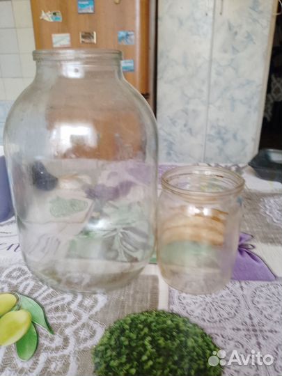 Банка стеклянная