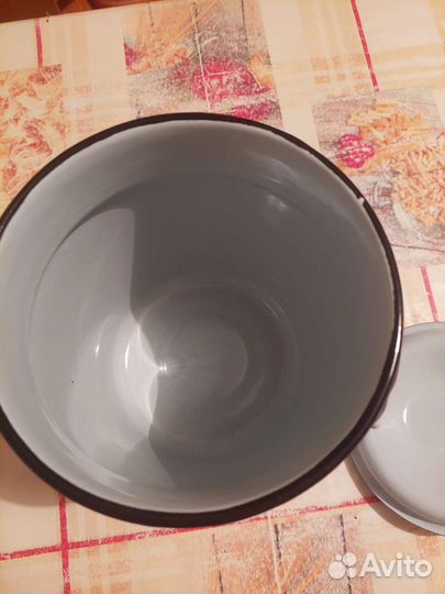 Бидон и кружка эмалированные