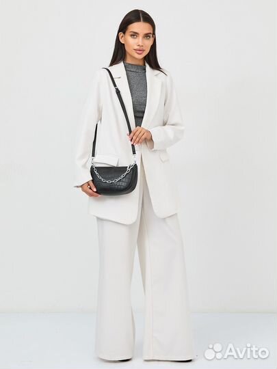 Черный клатч