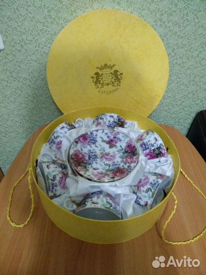 Китайский фарфоровый чайный сервиз 6 персон. Новый