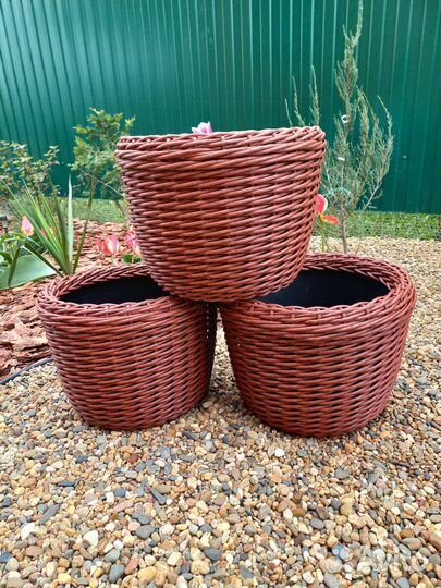 Кашпо из полиротанга