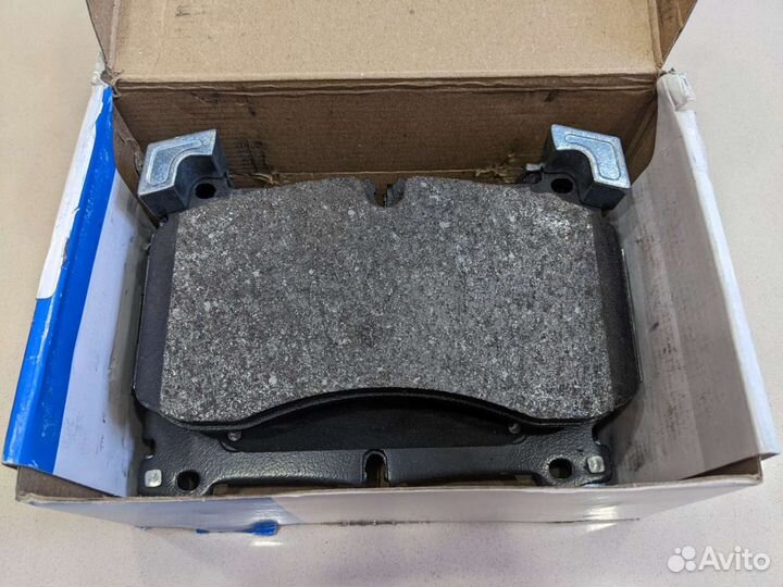 Колодки тормозные передние NEW G63AMG (2018)