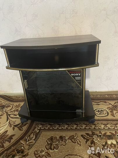 Тумба под телевизор или журнальный столик бу