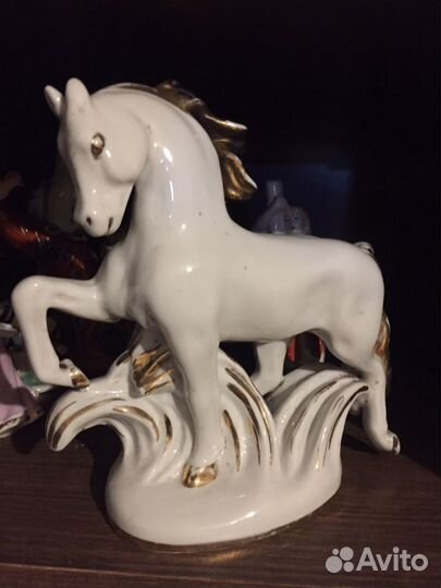 Статуэтка конь лфз