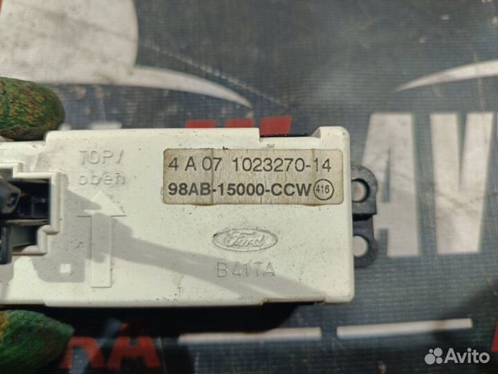 Часы салонные Ford Focus 1 хэтчбек 2004