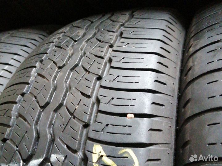 Bridgestone Dueler H/T D687 235/55 R18