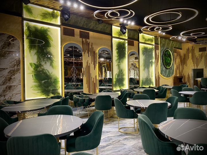 Мох. Фитостена. Озеленение. Декор ресторана