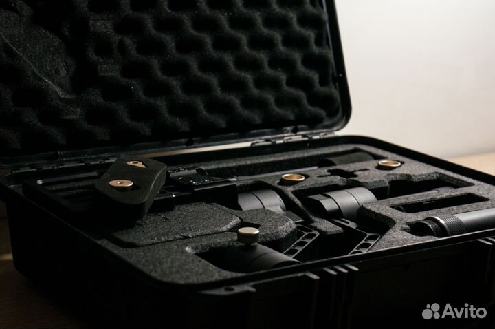 Стабилизатор для камеры + в подарок двуручный хват