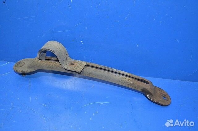 Зажим крыла, ведущий мост volvo FH (01.12)