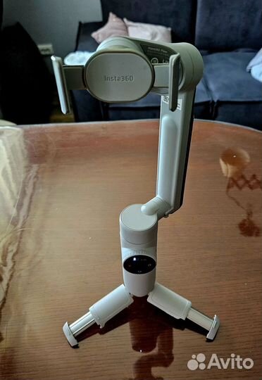 Стабилизатор для телефона insta360 flow