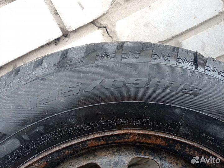 Powertrac SnowMarch 195/65 R15 95T