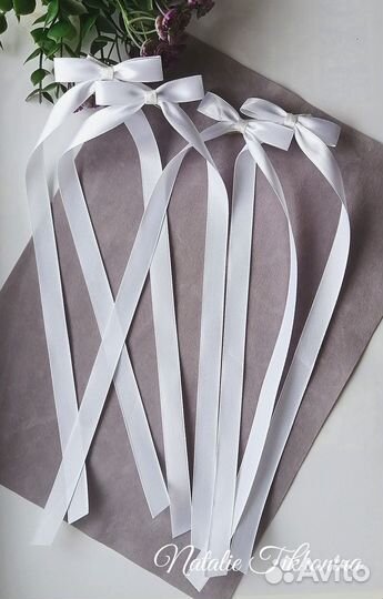 Двойные атласные бантики на заколке. Модный тренд