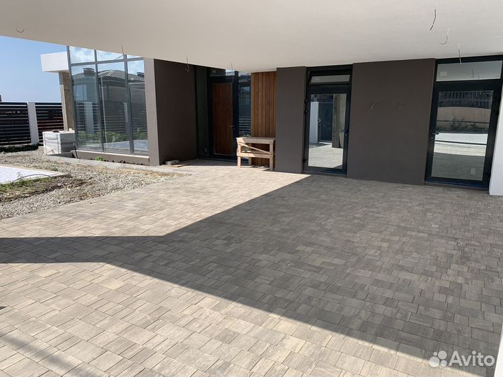 Укладка тротуарной плитки