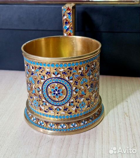 Серебряный подстаканник. Эмали. 84проба