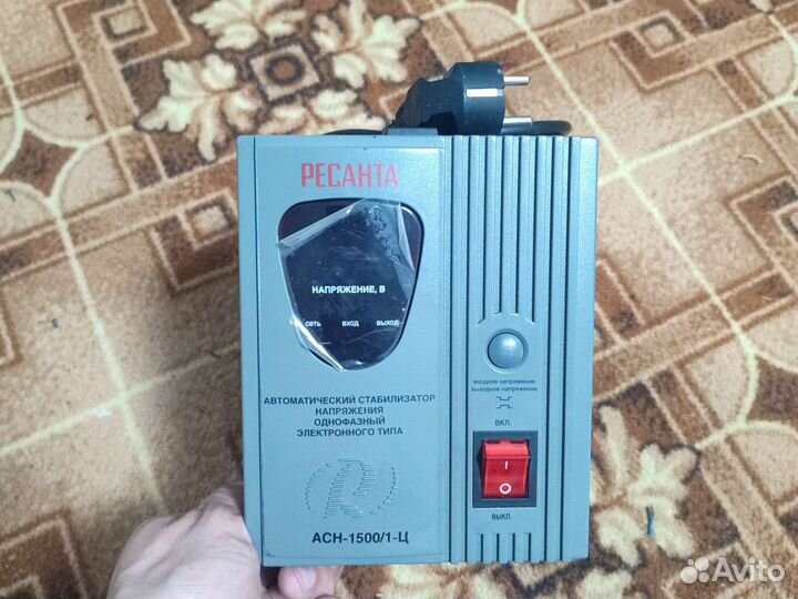 Стабилизатор напряжения Ресанта 1 и 1.5 кВт