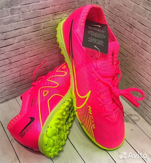 Шиповки сороконожки Nike