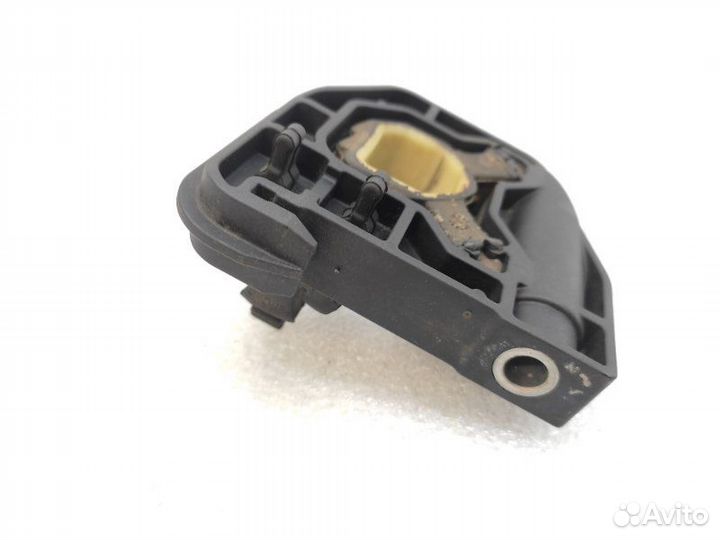 Кронштейн радиатора правый Bmw 1-Series F20