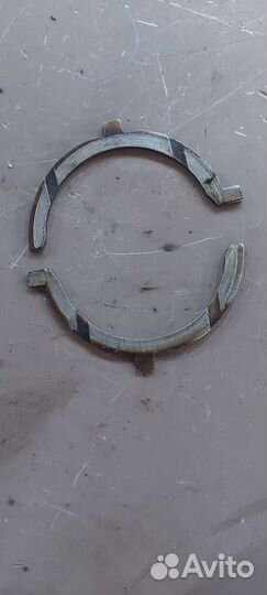 Шайбы коленвала на Mercedes m119