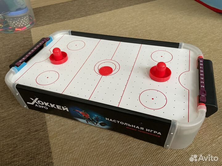 Настольный аэрохоккей