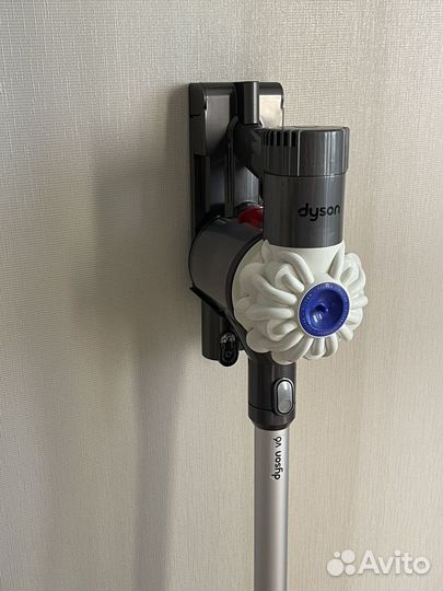 Пылесос Dyson V6