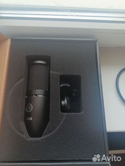 Микрофон AKG P120 черный