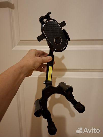 Держатель для телефона в машину