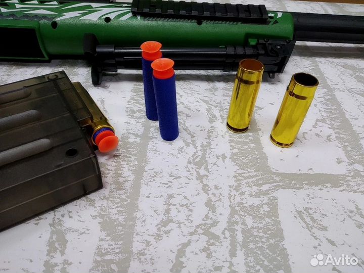 Автомат с мягкими пулями и вылетающими гильзами