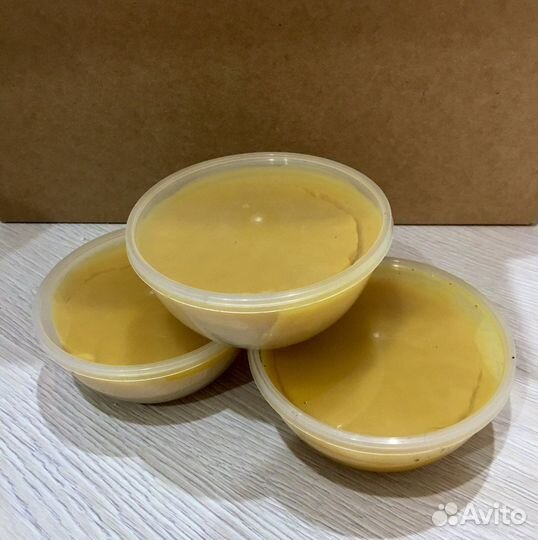 Воск пчелиный