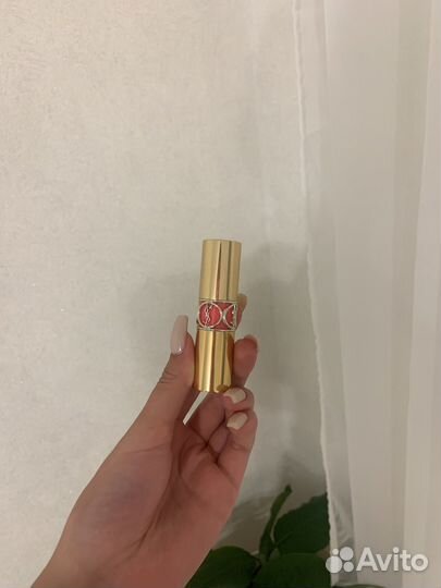 Помада бальзам ysl