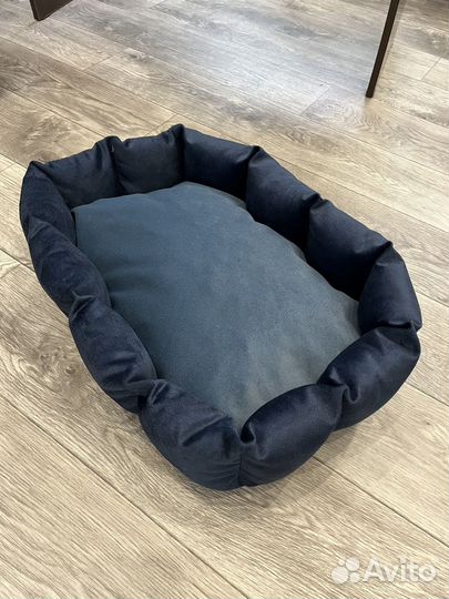 Лежанка для кошек и собак. Новая