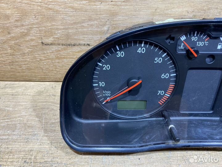 Панель приборов Volkswagen Passat B5 бензин 112161