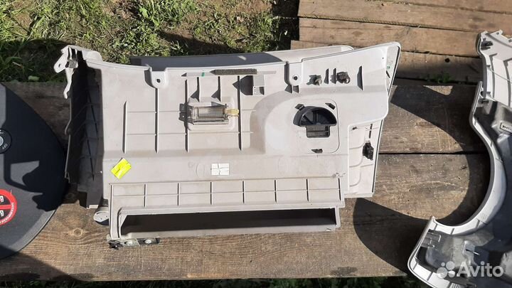 Пластик салона KIA ceed ED