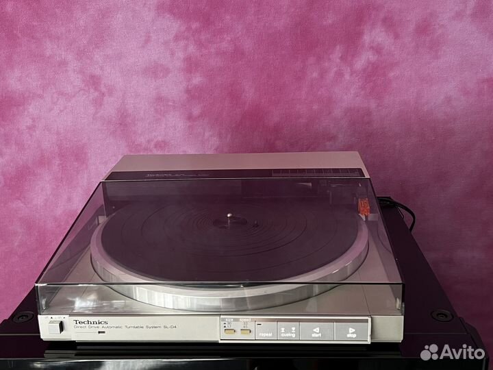 Проигрыватель винила Technics SL-D4