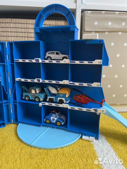 Робокар полли