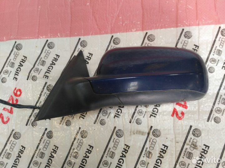 Зеркало левое Volkswagen Passat B5