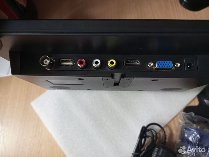 Автомобильный монитор 10,1 дюйма новый