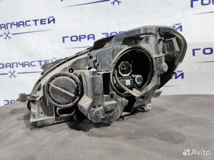 Фара правая Mercedes-Benz C-Klasse W204 2007-2015