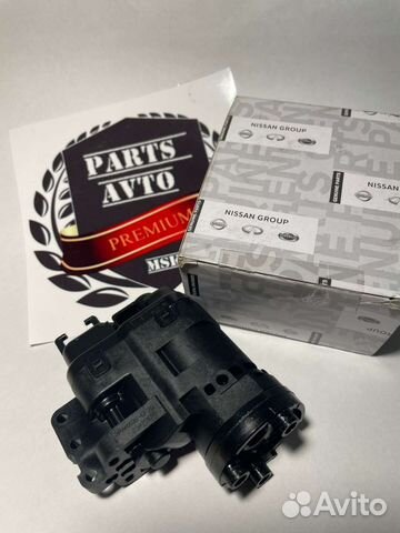 Мотор зеркала R Nissan Patrol Infiniti QX56 QX80