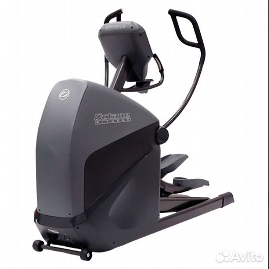 Эллиптический тренажер Octane XT3700 с консолью