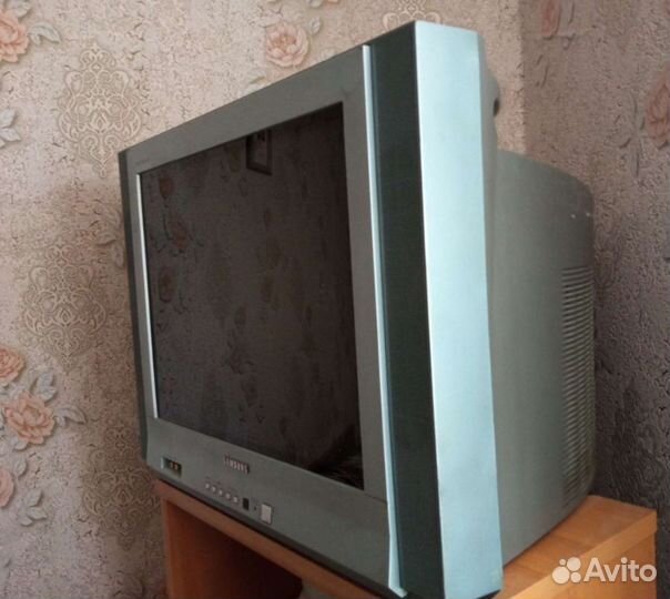 Телевизор samsung