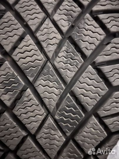 Continental ContiVikingContact 7 225/55 R17