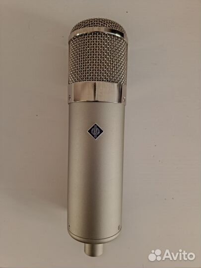 Студийный микрофон Neumann u 47