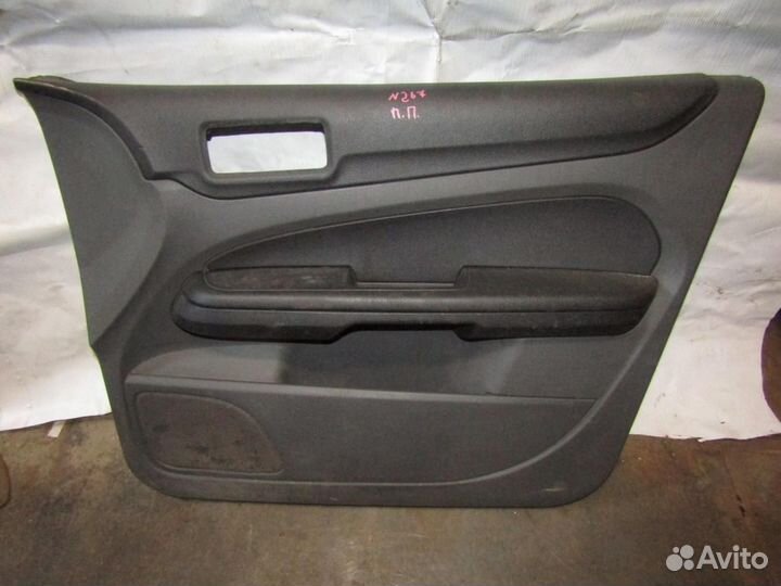Обшивка двери передней правой Focus II 2005-2008