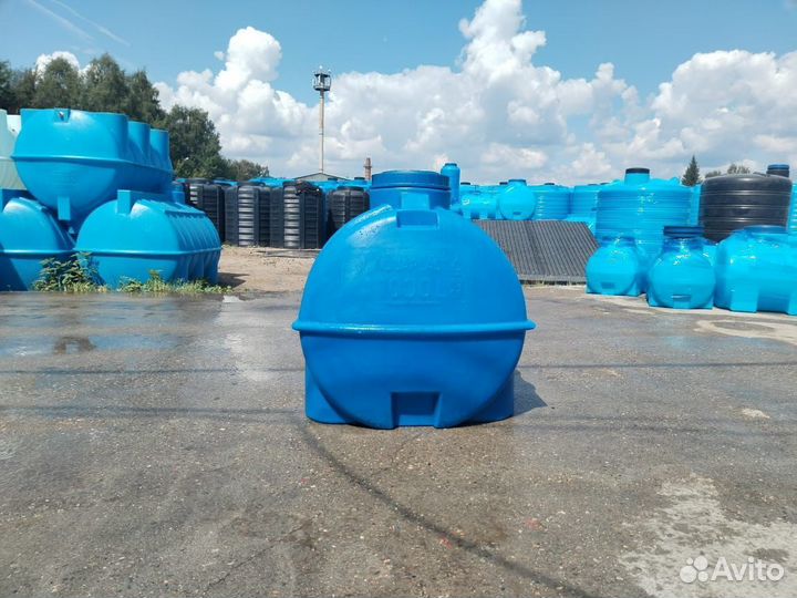 Бочка пластиковая 1500 л для жидкостей (горизонтал