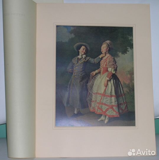 Альбомы -фото, с репродукциями картин. Антиквариат